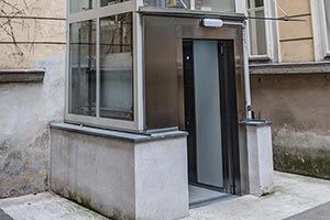 Fueglister_Neubau_Anbaualtbau